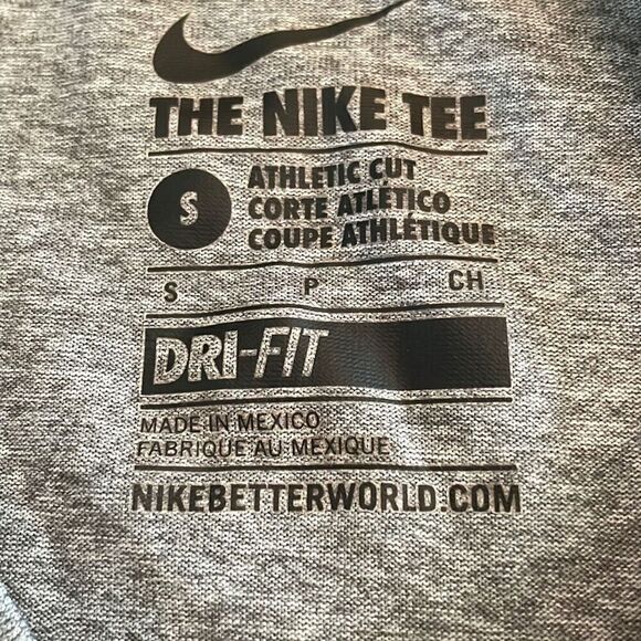 EUC! Nike Heather Gray Dri-Fit Short Sleeve Tee - Size Small - Picture 5 of 6